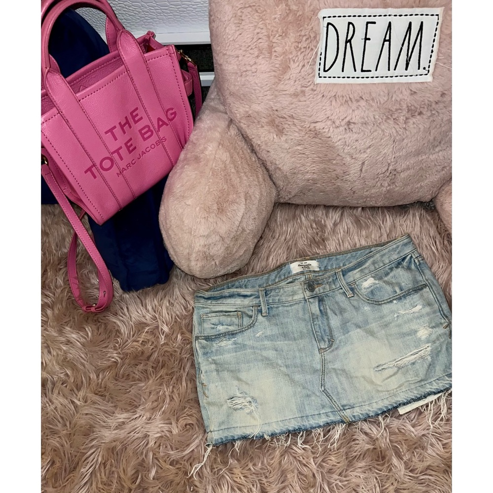 New Vintage Abercrombie & Fitch Distressed Denim Jean Skirt, Size 8